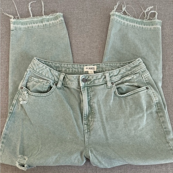 M jeans by Maurice’s Women's Distressed Green Jeans - Picture 1 of 7